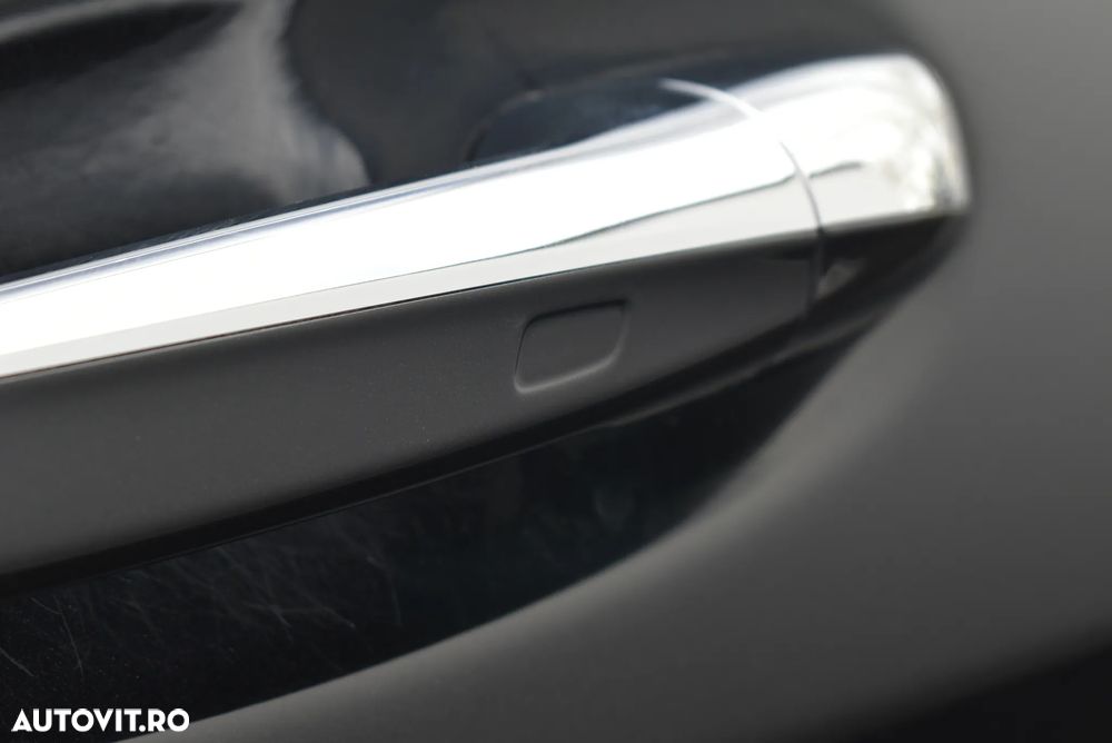 Mercedes-Benz S 560 4MATIC Aut. - 29