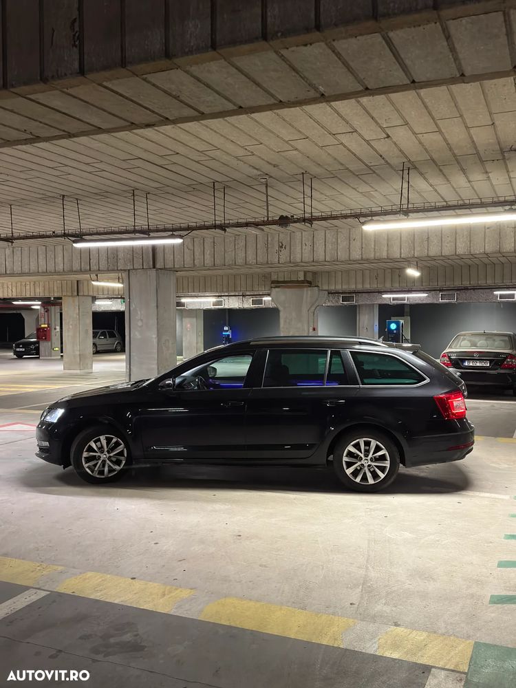 Skoda Octavia 2.0 TDI DSG Style - 4
