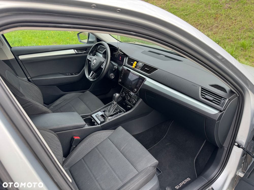 Skoda Superb 2.0 TDI Ambition DSG7 - 4