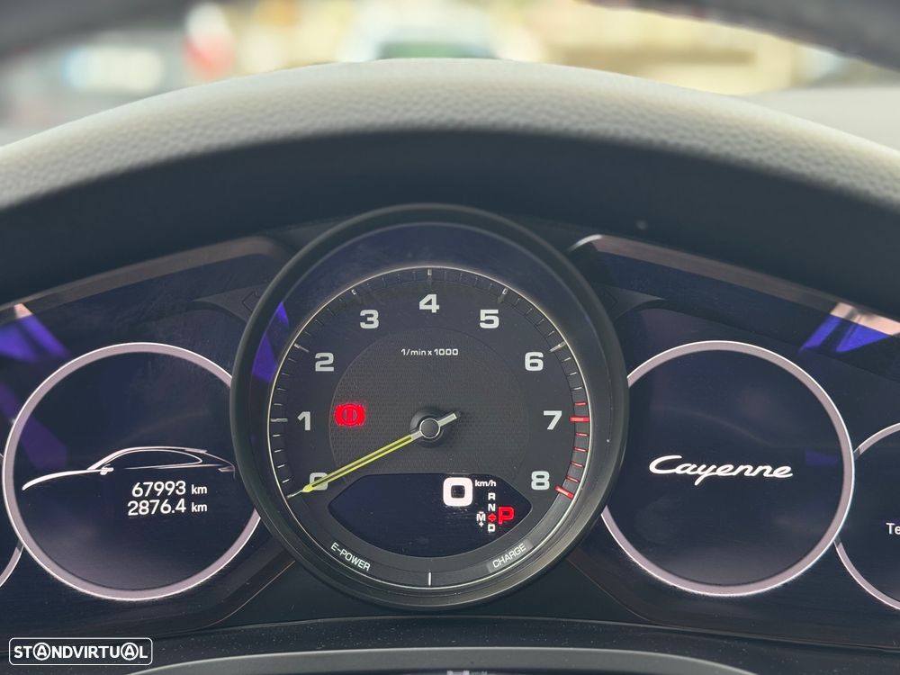Porsche Cayenne Coupé - 16