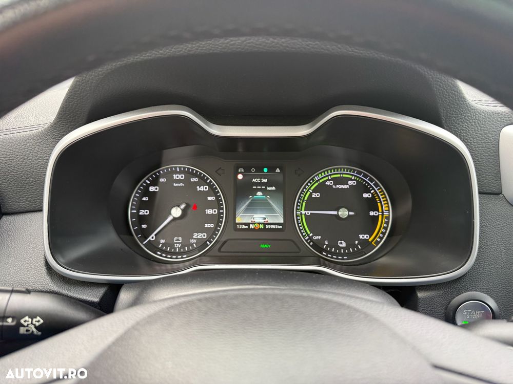 MG ZS EV Luxury - 25