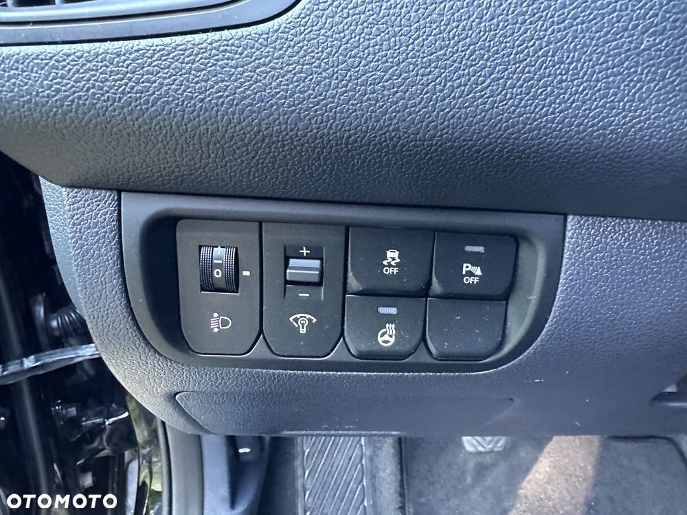 Kia Rio 1.4 Fifa World Cup Edition - 19