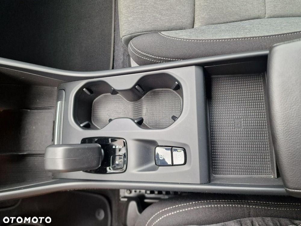 Volvo XC 40 T4 Plug-In Hybrid Core - 35