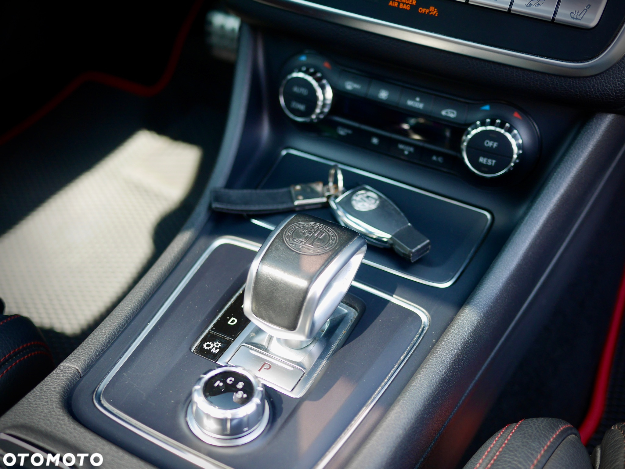Mercedes-Benz CLA AMG 45 4-Matic - 16