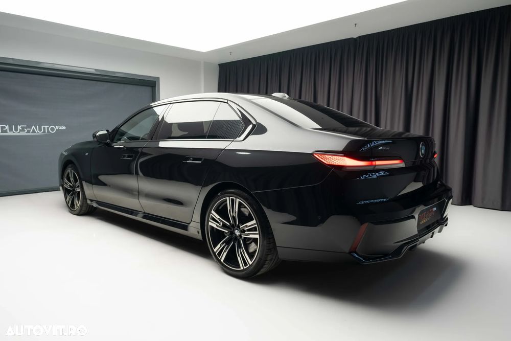BMW Seria 7 - 13