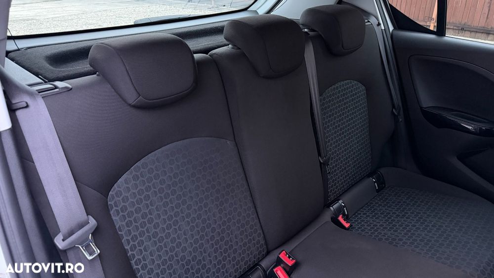 Opel Corsa 1.4 ECOTEC Aut. Cosmo - 19