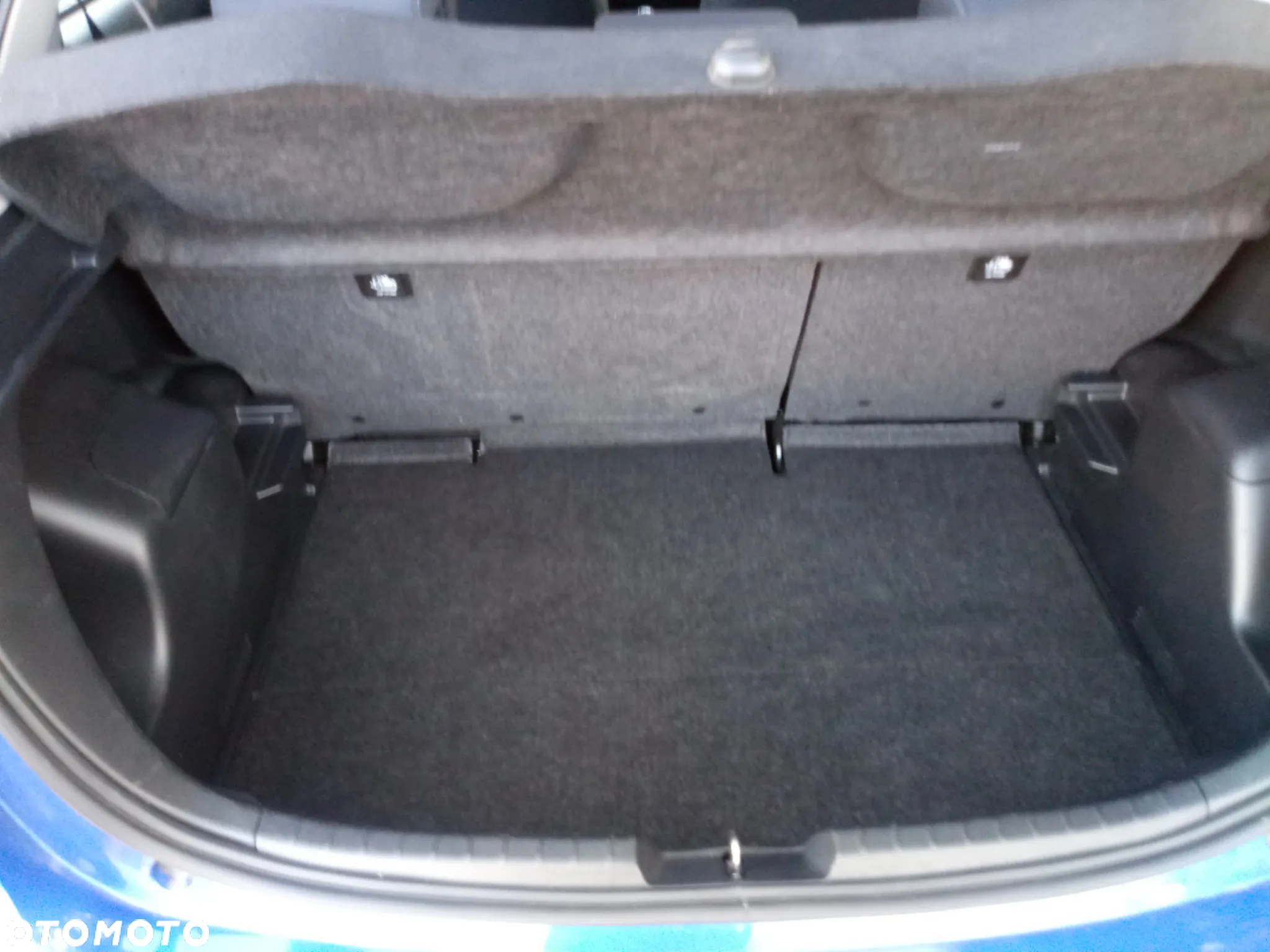 Toyota Yaris 1.5 Premium - 24