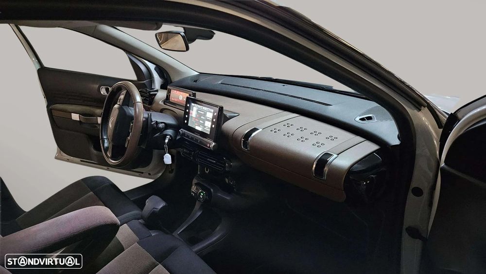 Citroën C4 Cactus 1.6 BlueHDi Shine ETG6 - 16