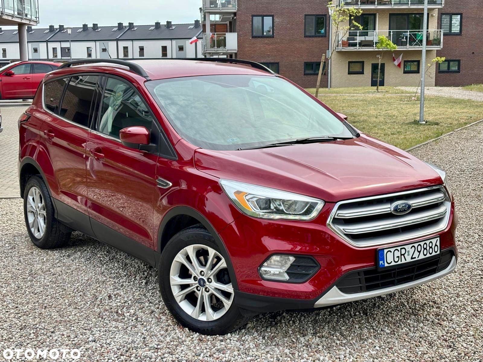 Ford Kuga 1.5 EcoBoost AWD Edition ASS - 1