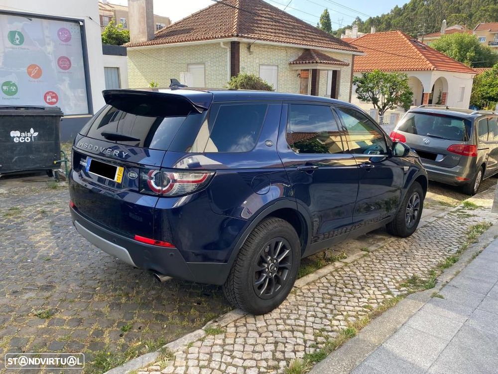 Land Rover Discovery Sport 2.0 TD4 HSE Luxury 7L Auto - 3