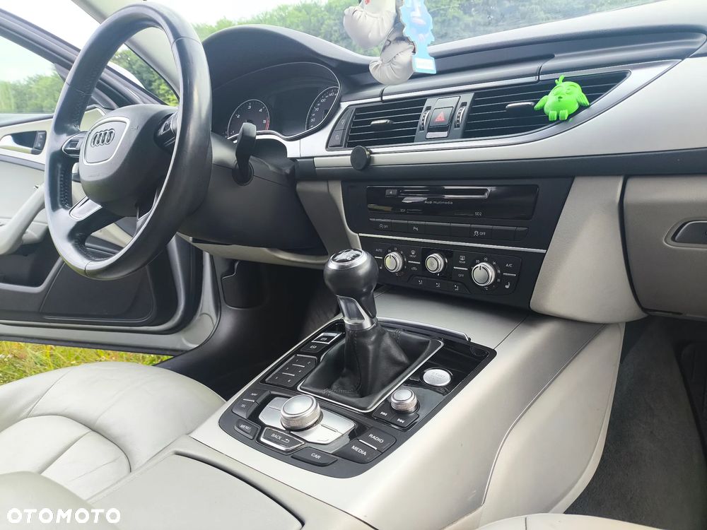 Audi A6 Avant 2.0 TDI Ultra - 23