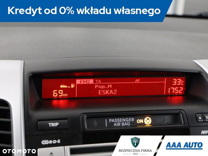 Kia Venga - 14