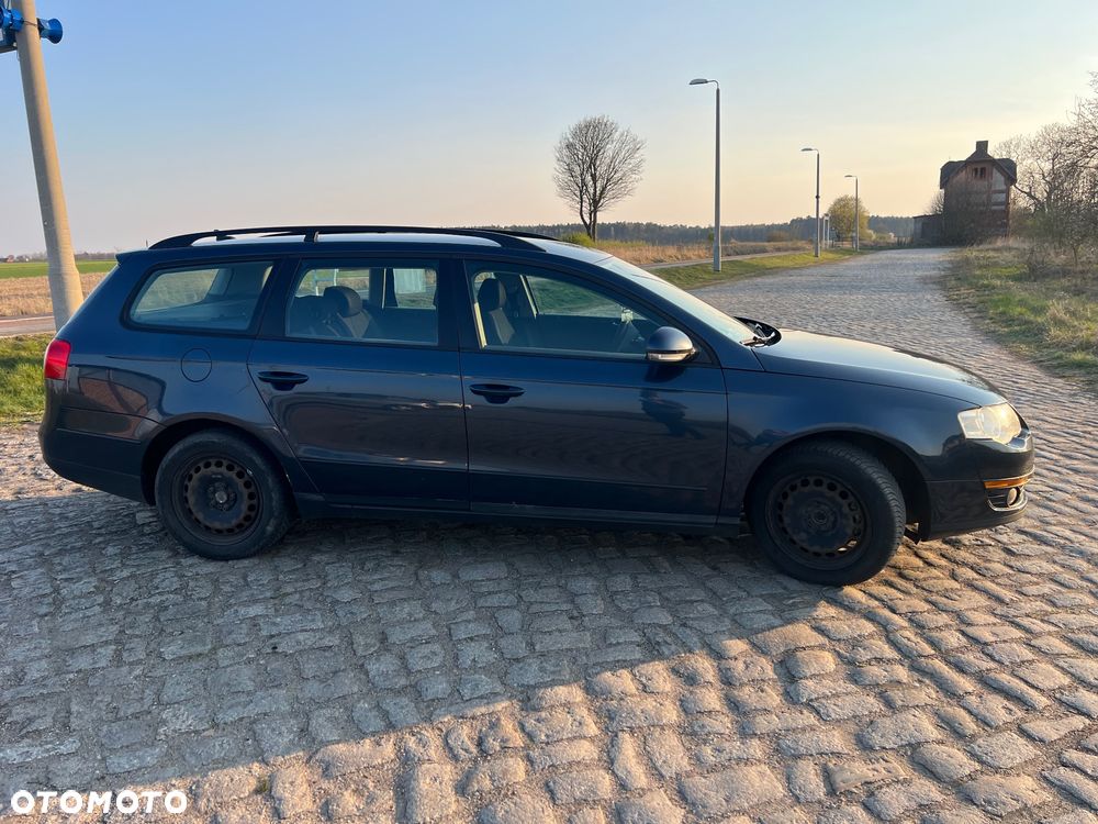 Volkswagen Passat 1.9 TDI Individual - 3