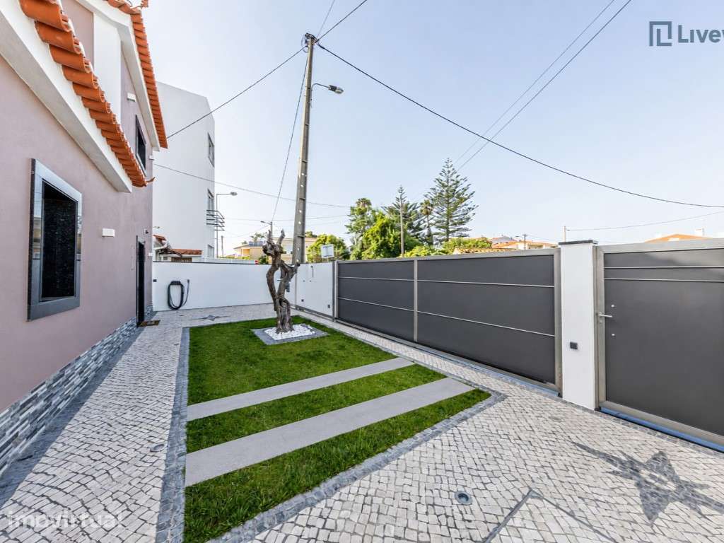 Moradia renovada com jardim e terraço - Praceta Miguel Lupi - Grande imagem: 3/33