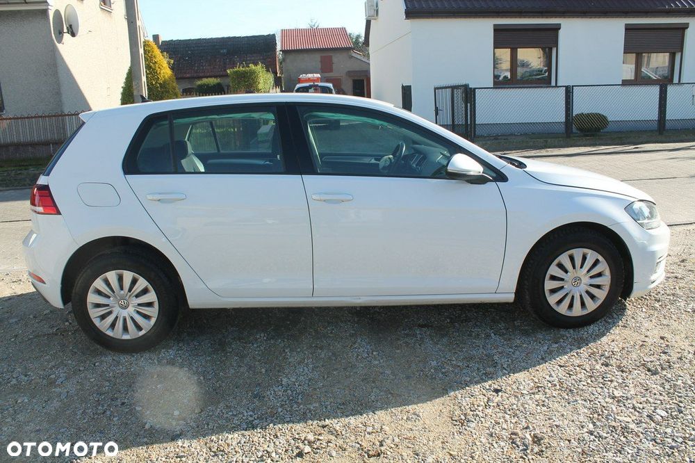 Volkswagen Golf - 4