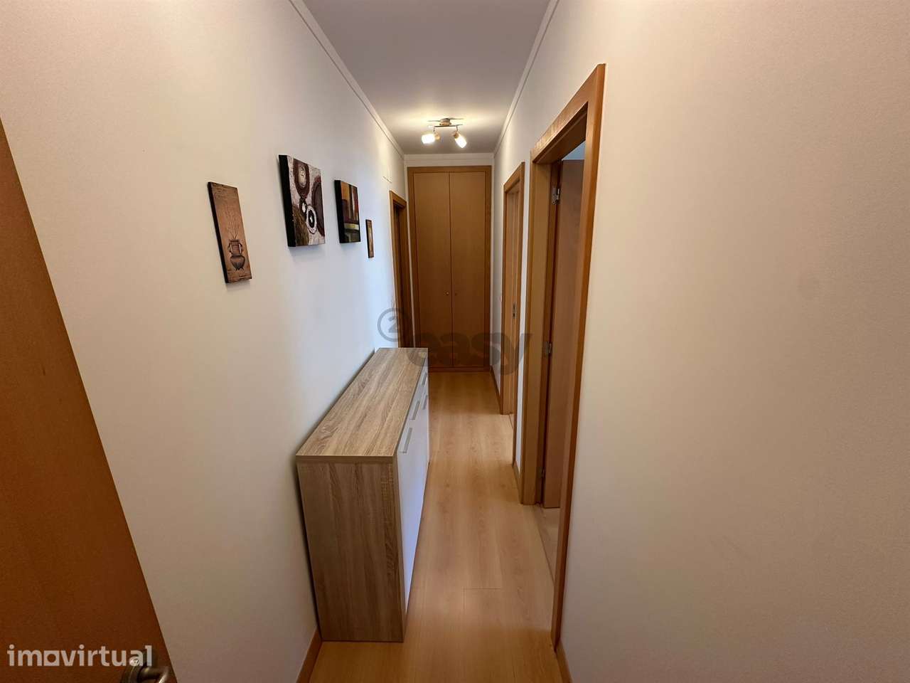 Apartamento T2 Mobiliado e Equipado com parqueamento na Alta de Lisboa - Grande imagem: 5/16