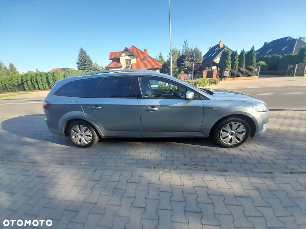 Ford Mondeo 1.8 TDCi Trend - 10