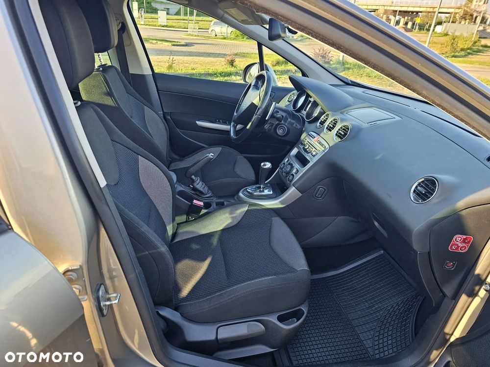 Peugeot 308 - 19