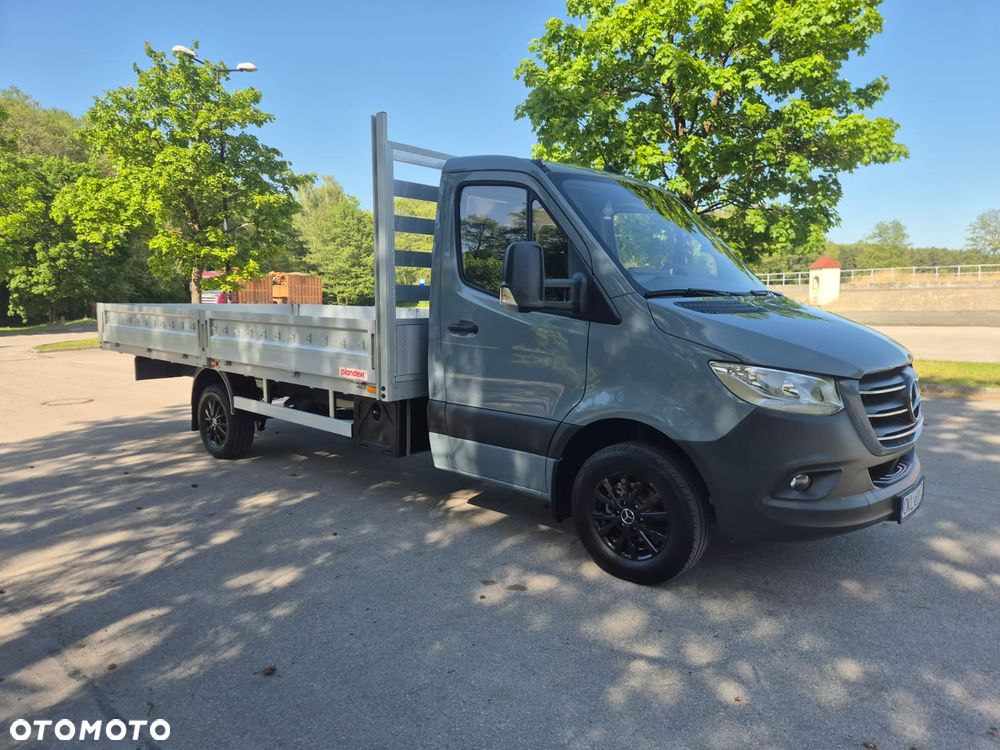 Mercedes-Benz Sprinter - 8