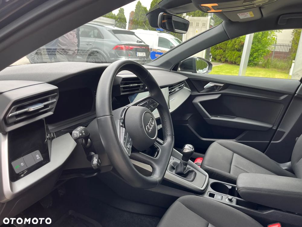 Audi A3 Sportback 35 TFSI - 11
