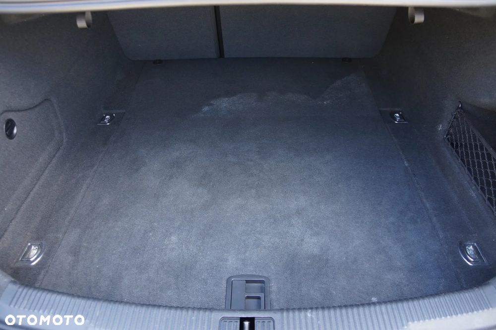 Audi A6 Limousine 2.0 TDI Ultra DPF S tronic - 31