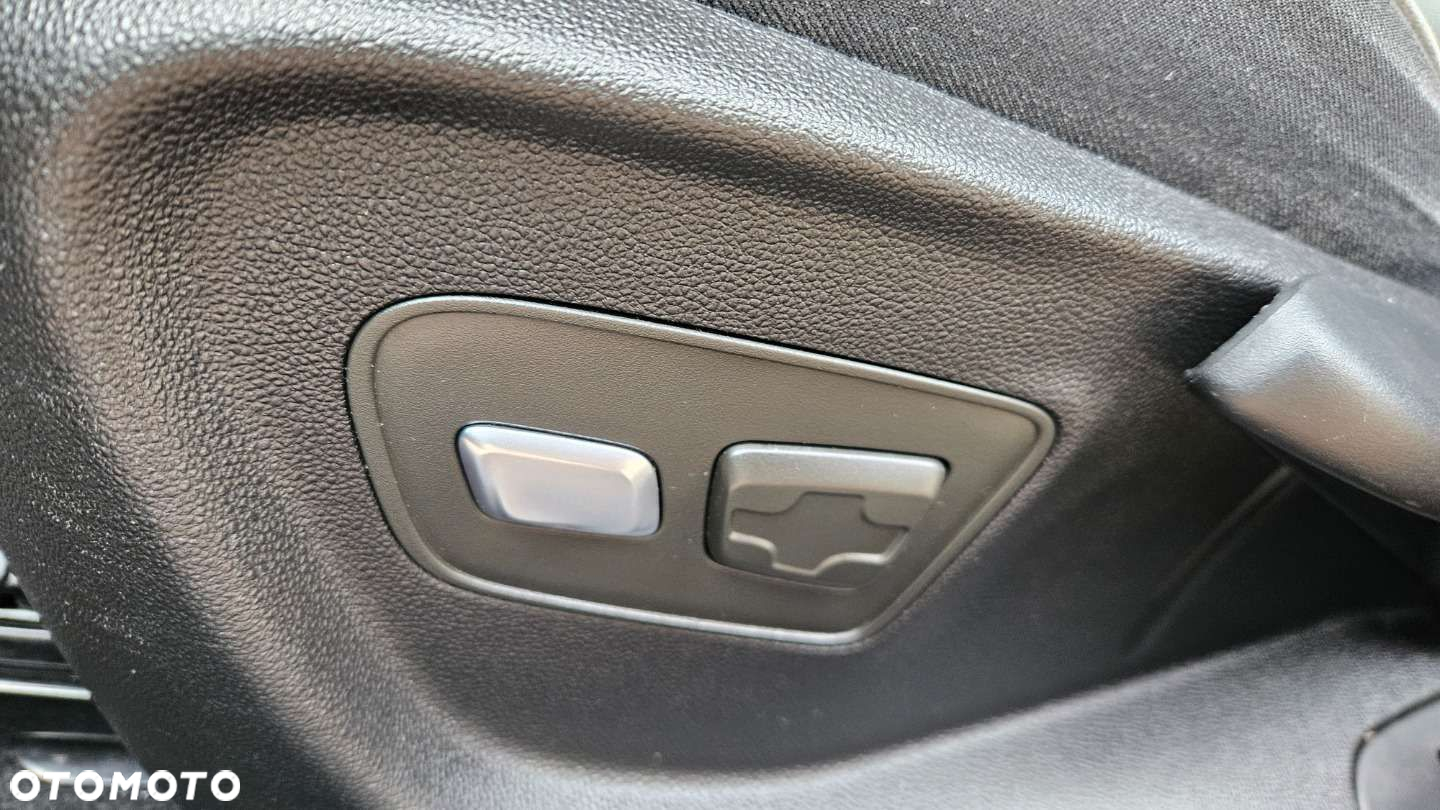 Renault Megane - 25