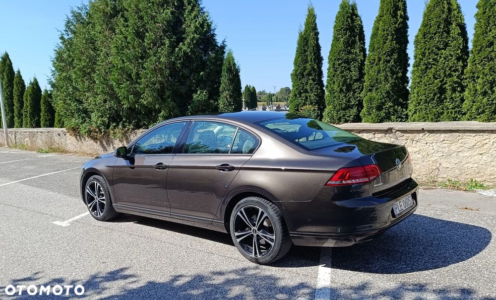 Volkswagen Passat 2.0 TDI BMT Comfortline - 8