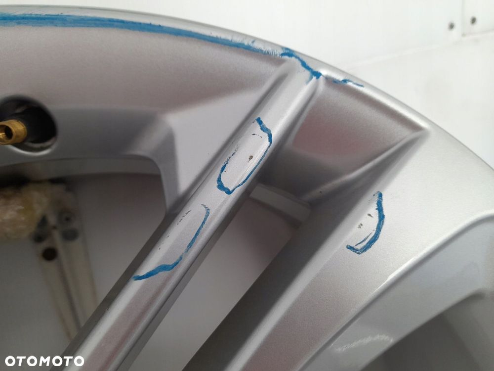 Felga aluminiowa Nissan OE Renault 7.0" x 17" 5x114.3 ET40 - 6