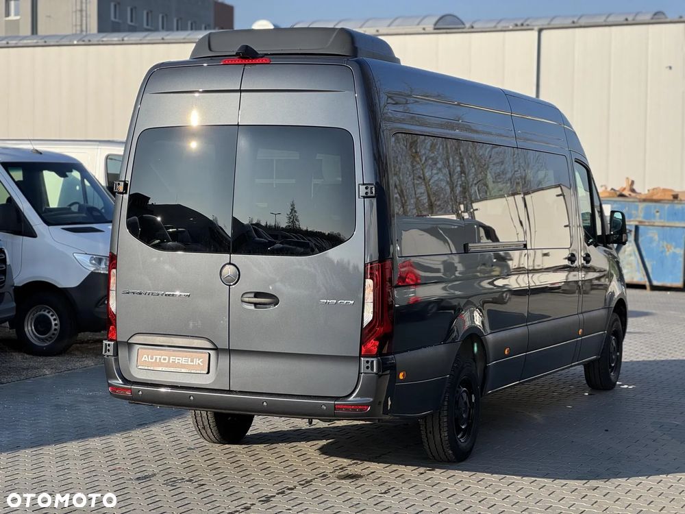 Mercedes-Benz Sprinter - 7