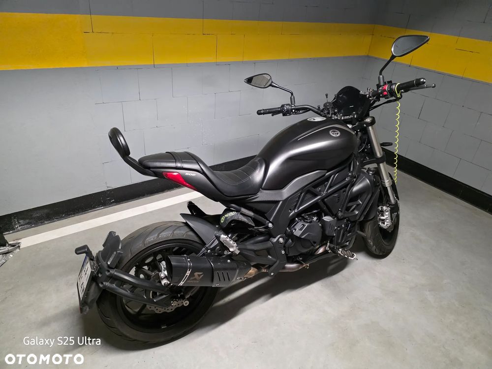 Benelli 502 C - 1