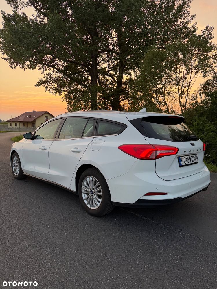 Ford Focus 1.0 EcoBoost Titanium Business - 6