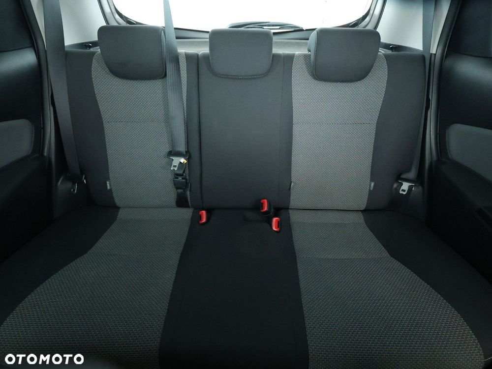 Toyota Yaris - 23