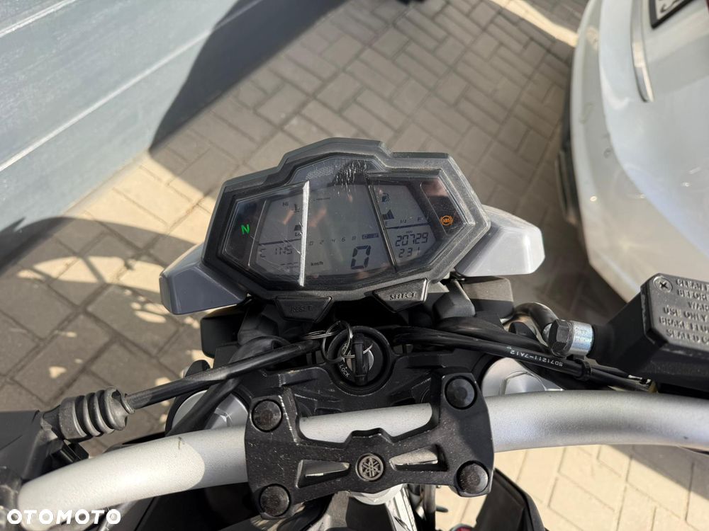 Yamaha MT - 4