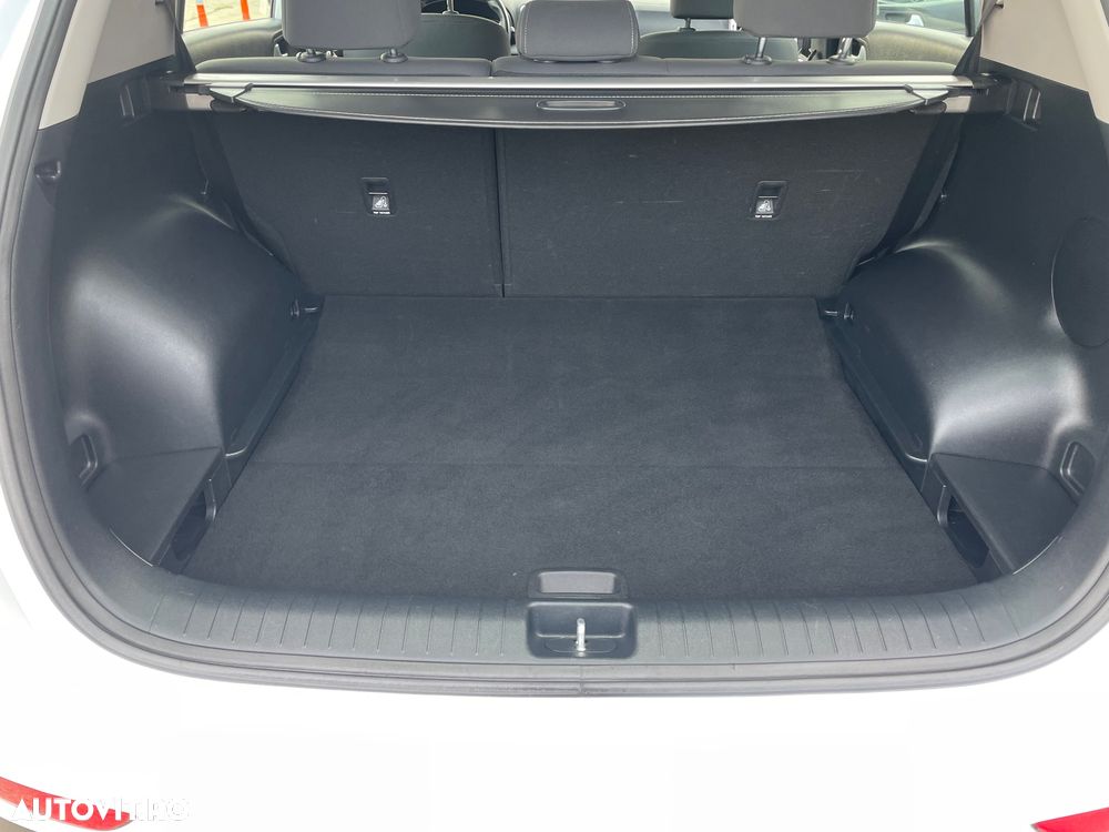 Kia Sportage 1.7 DSL 6MT 4x2 Plus - 28