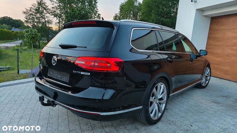 Volkswagen Passat Variant 2.0 TDI DSG (BlueMotion Technology) Highline - 29