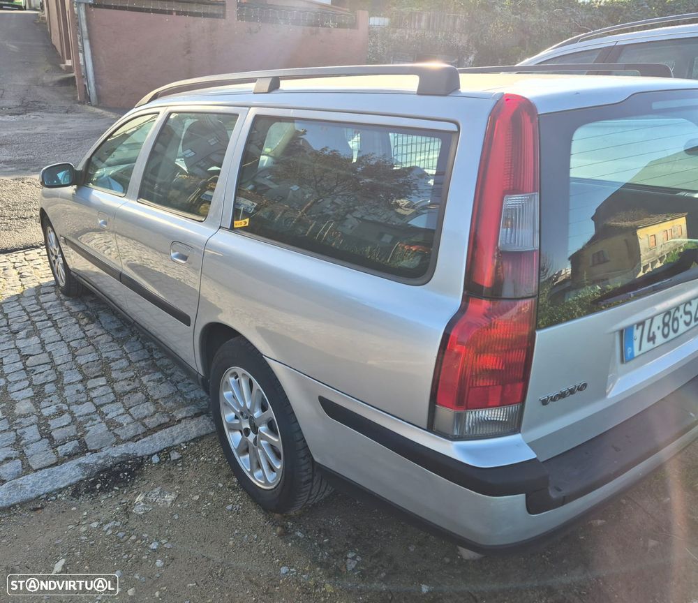 Volvo V70 2.0 T - 3