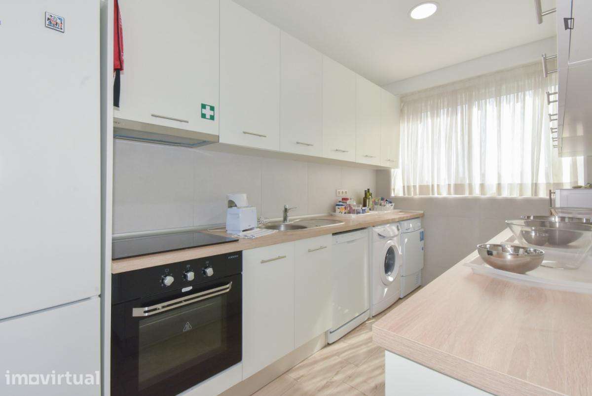 Quarto - localizado em Paranhos Porto - Grande imagem: 2/10