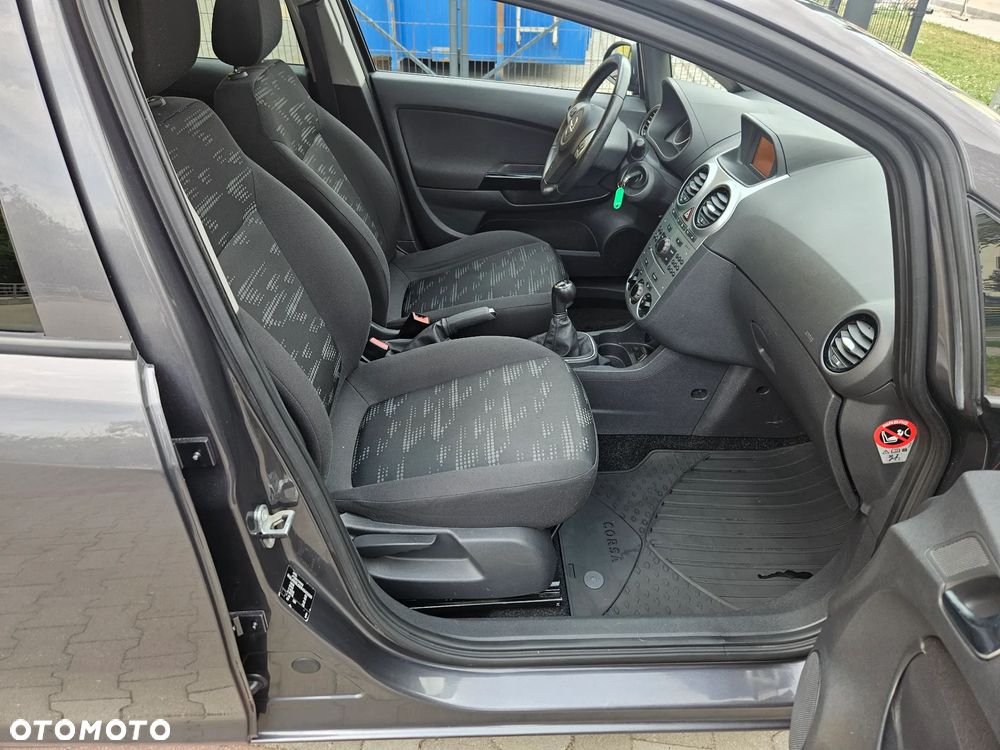 Opel Corsa 1.2 16V Essentia - 15