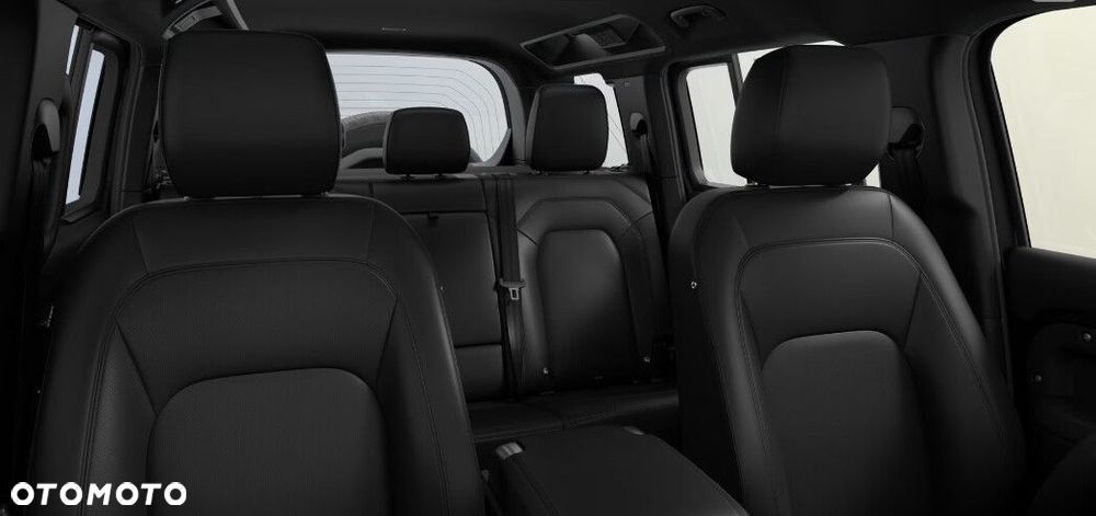 Land Rover Defender - 5