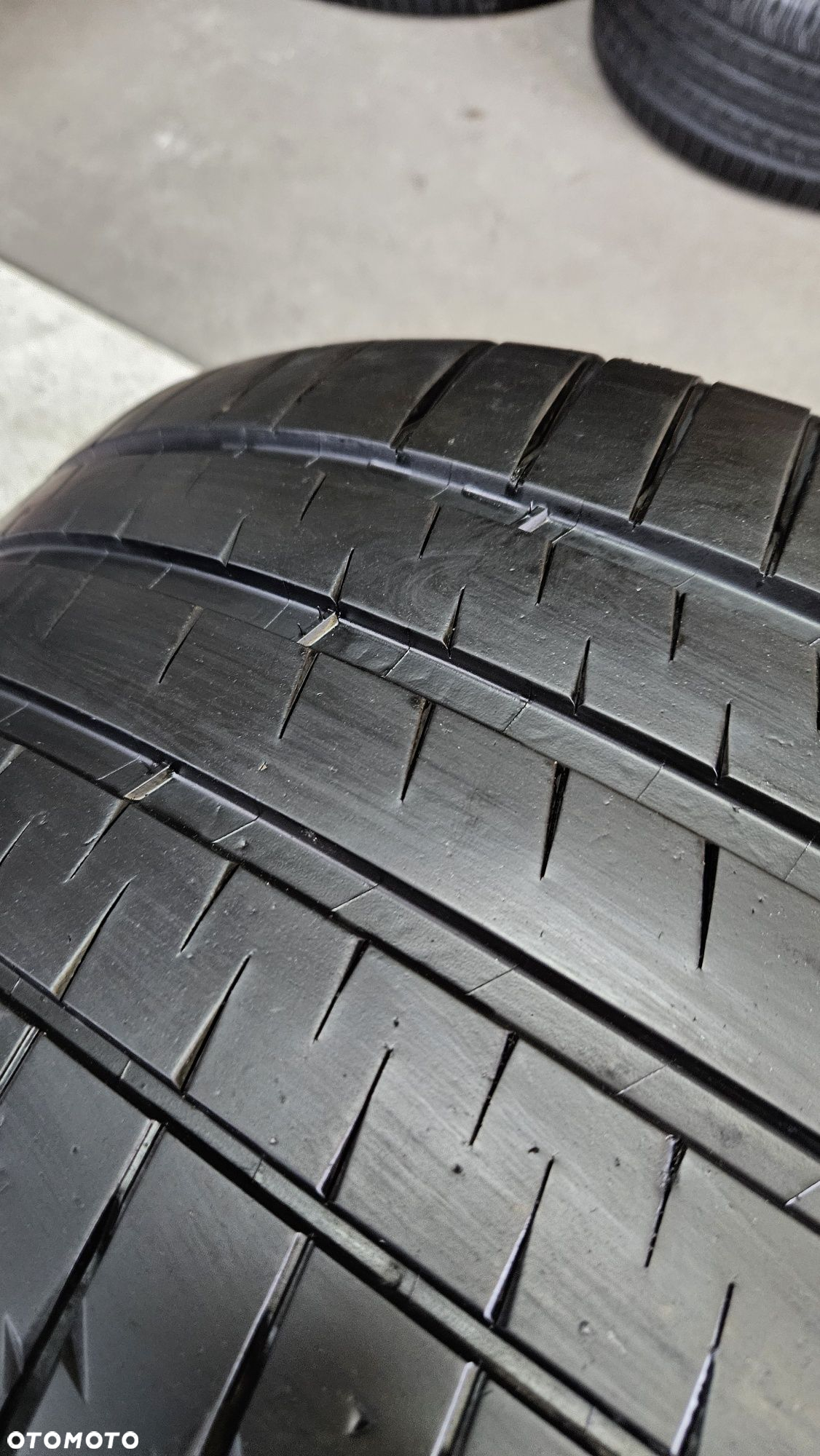 opona używana 285/30R20 Michelin Pilot Sport 4S * - 2