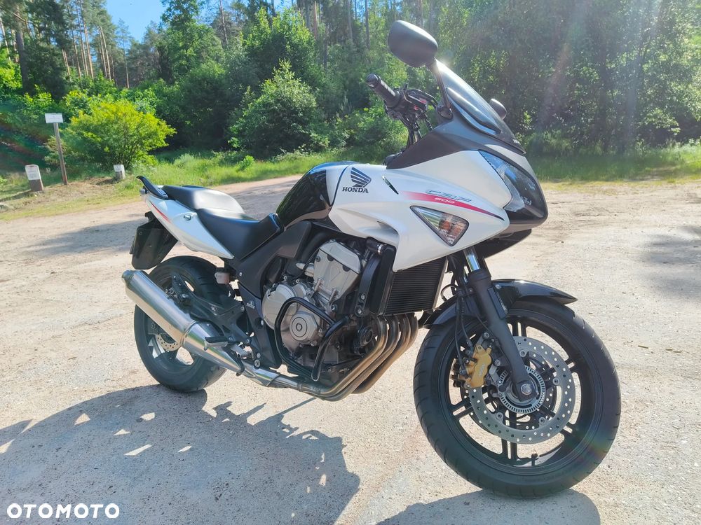 Honda CBF - 2