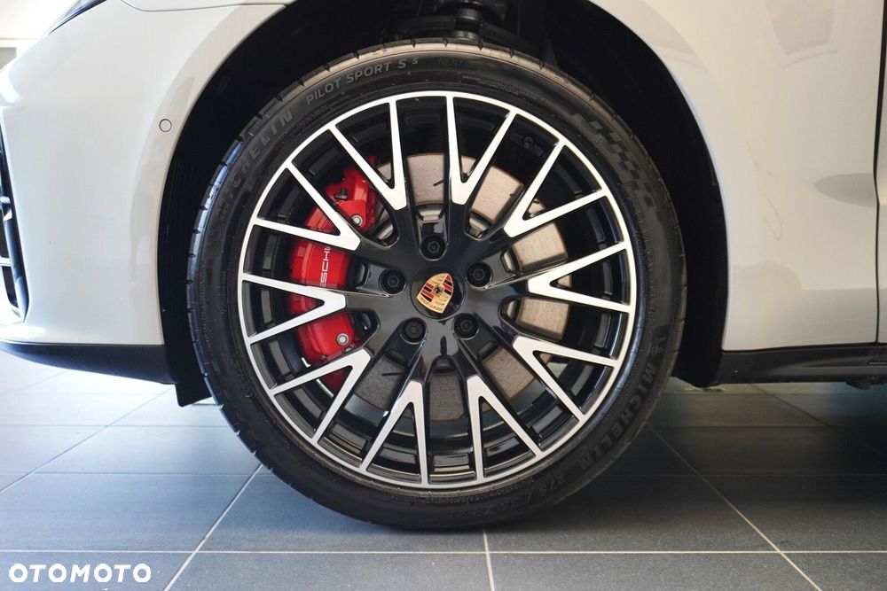 Porsche Panamera - 14