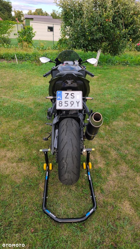 Kawasaki ZX - 21