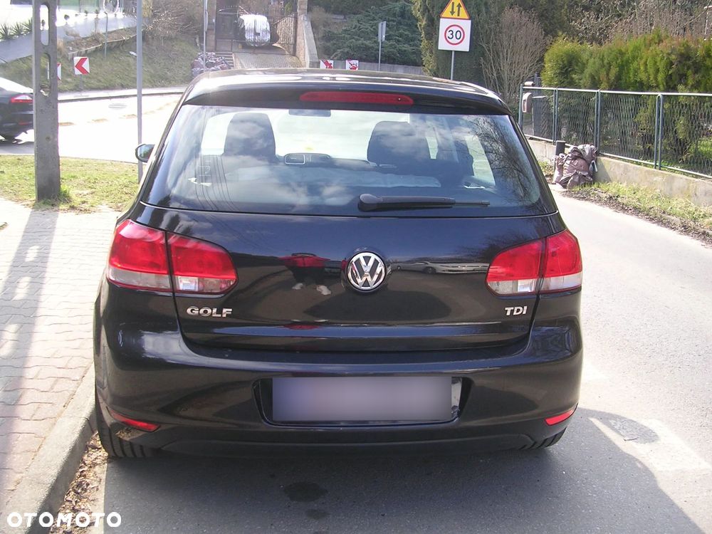 Volkswagen Golf - 11
