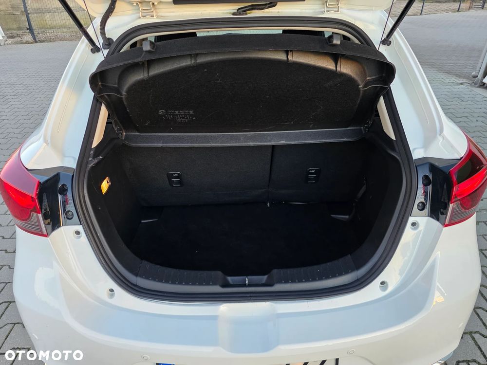 Mazda 2 - 17