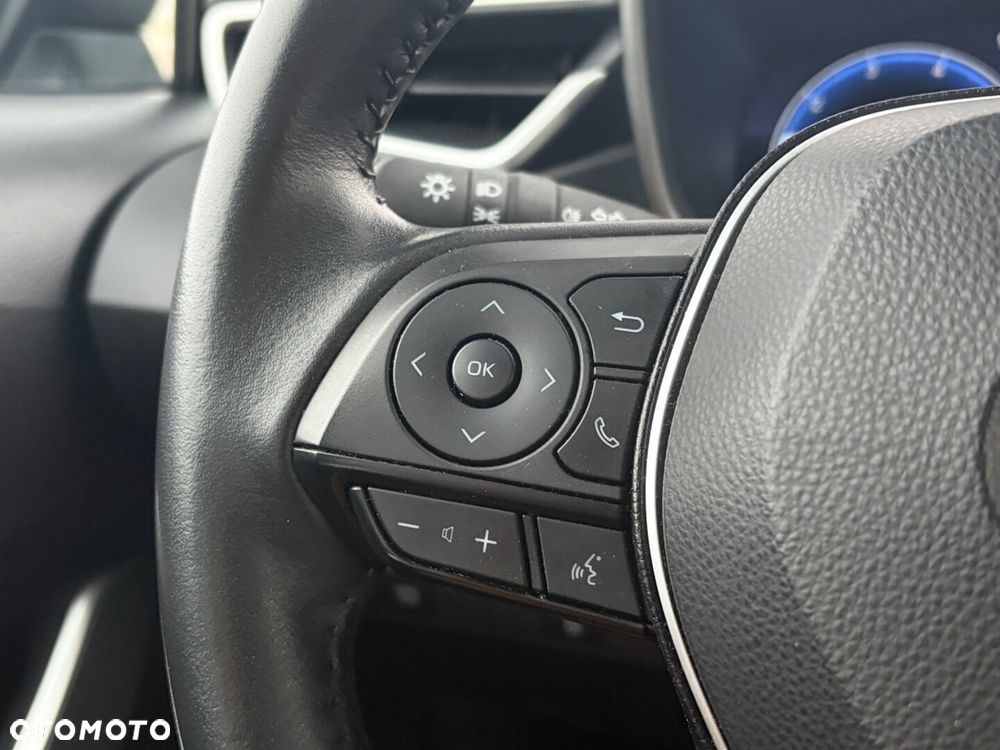 Toyota Corolla 1.8 Hybrid Comfort - 23