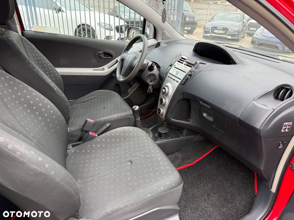 Toyota Yaris 1.3 Luna A/C - 21