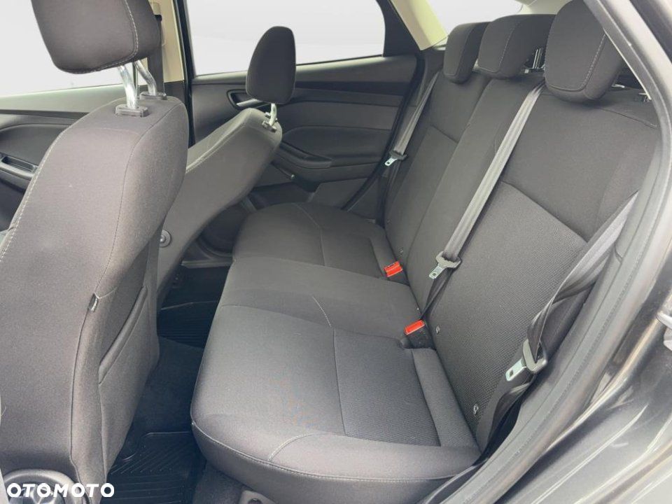 Ford Focus - 13
