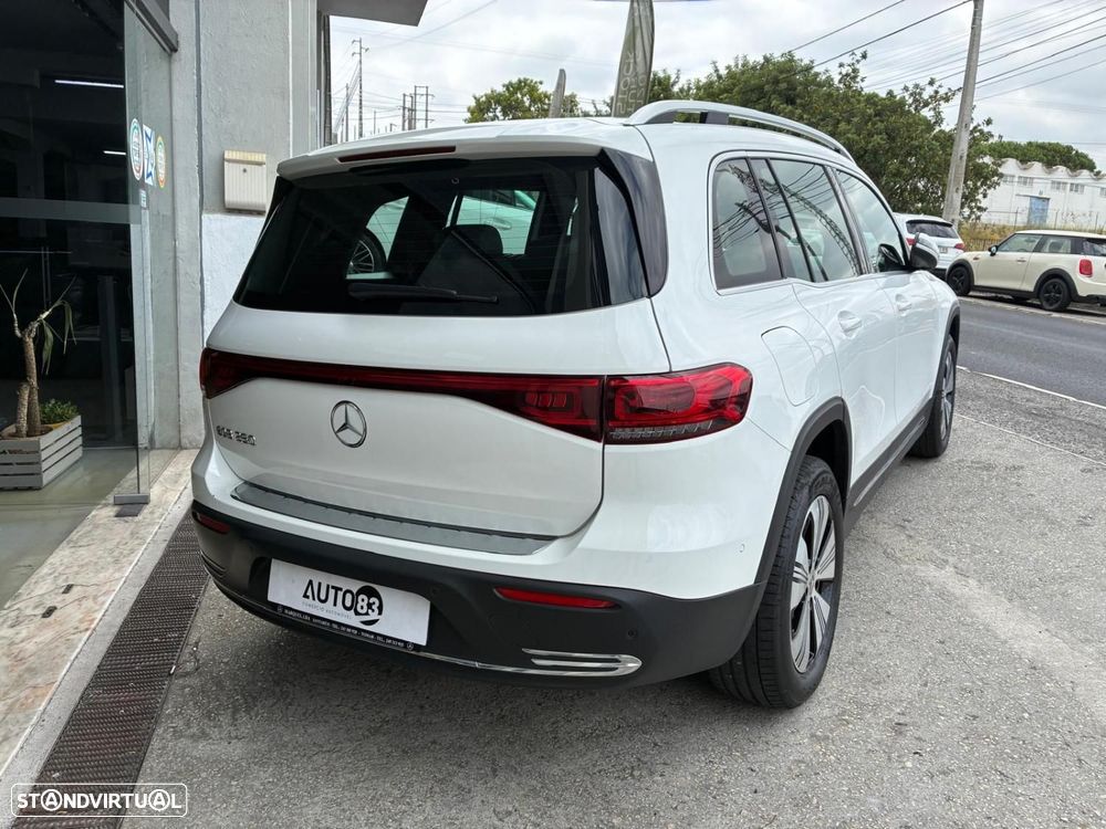 Mercedes-Benz EQB 250 Progressive — fotografia 5