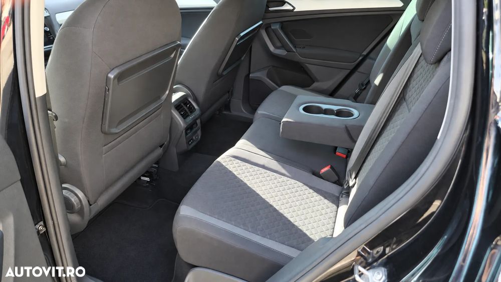 Volkswagen Tiguan - 12